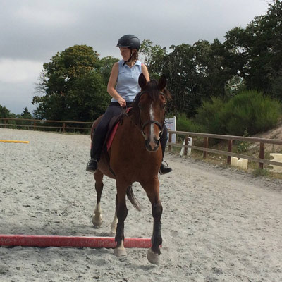 Venez découvrir l'équitation dans le centre équestre à Blond