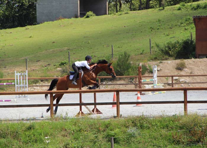 Comp&eacute;tition &eacute;questre &agrave; Blond